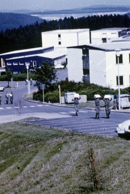 Neu ausgerüstet den Berg hinauf